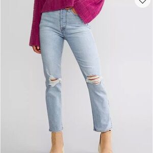 Levi's Light Blue Cropped Women's Jeans